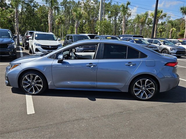 Used 2022 Toyota Corolla SE image 3