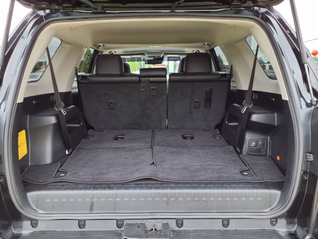 Used 2024 Toyota 4Runner Limited AWD/4WD image 13