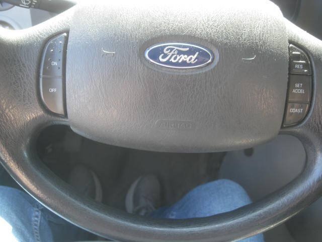 Used 2014 Ford E-250 and Econoline 250 w/ Power Group RWD image 18