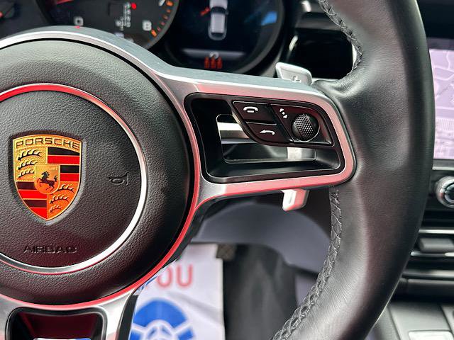 Used 2021 Porsche Macan image 26