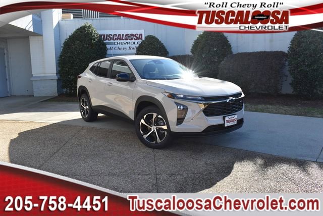 New 2026 Chevrolet Trax RS w/ Driver Confidence Package image 1