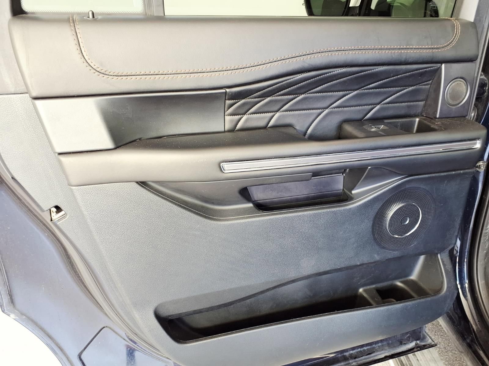 Used 2021 Ford Expedition Max Platinum image 7