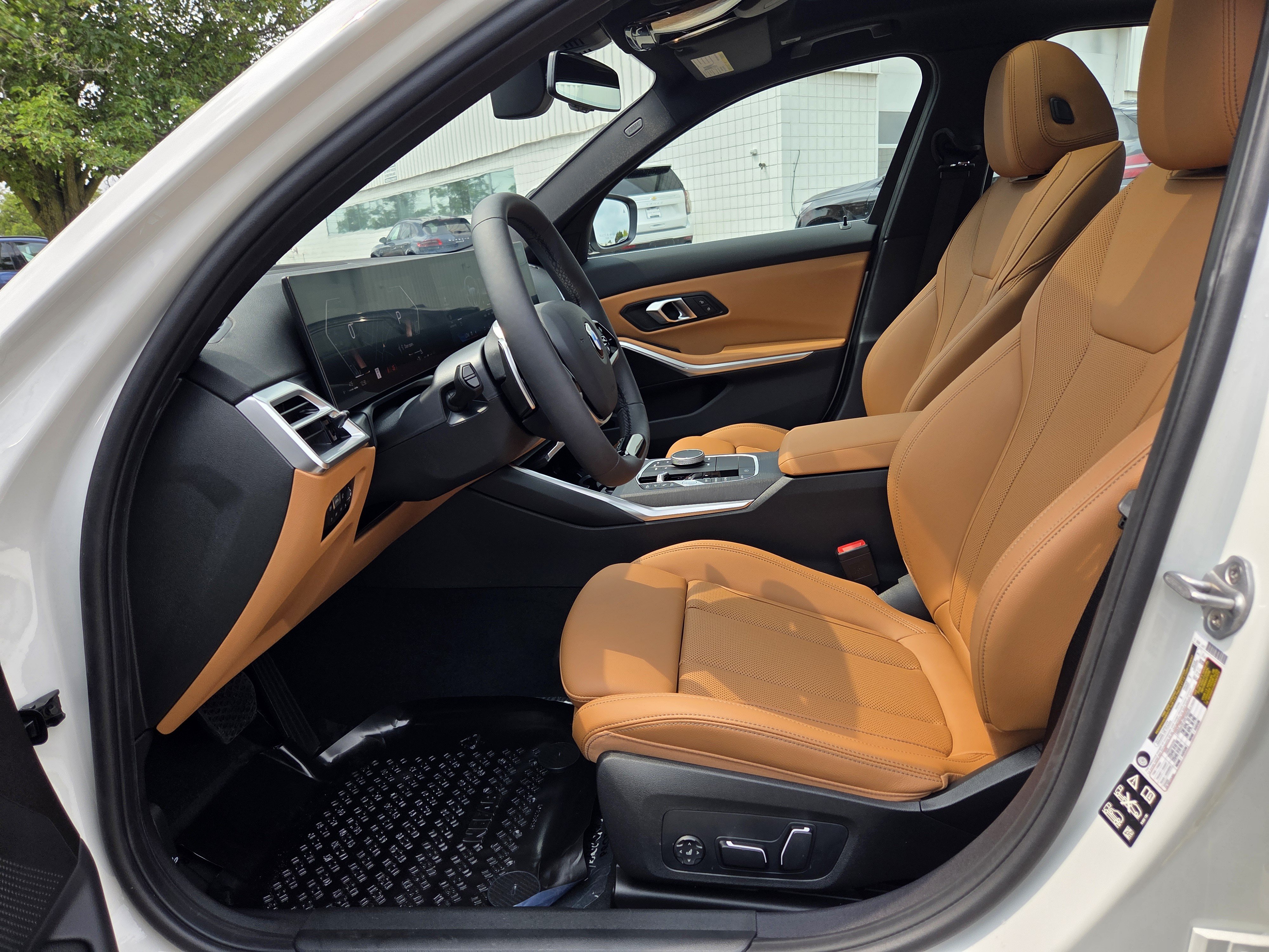 New 2026 BMW 330i xDrive Sedan w/ Premium Package AWD/4WD image 9