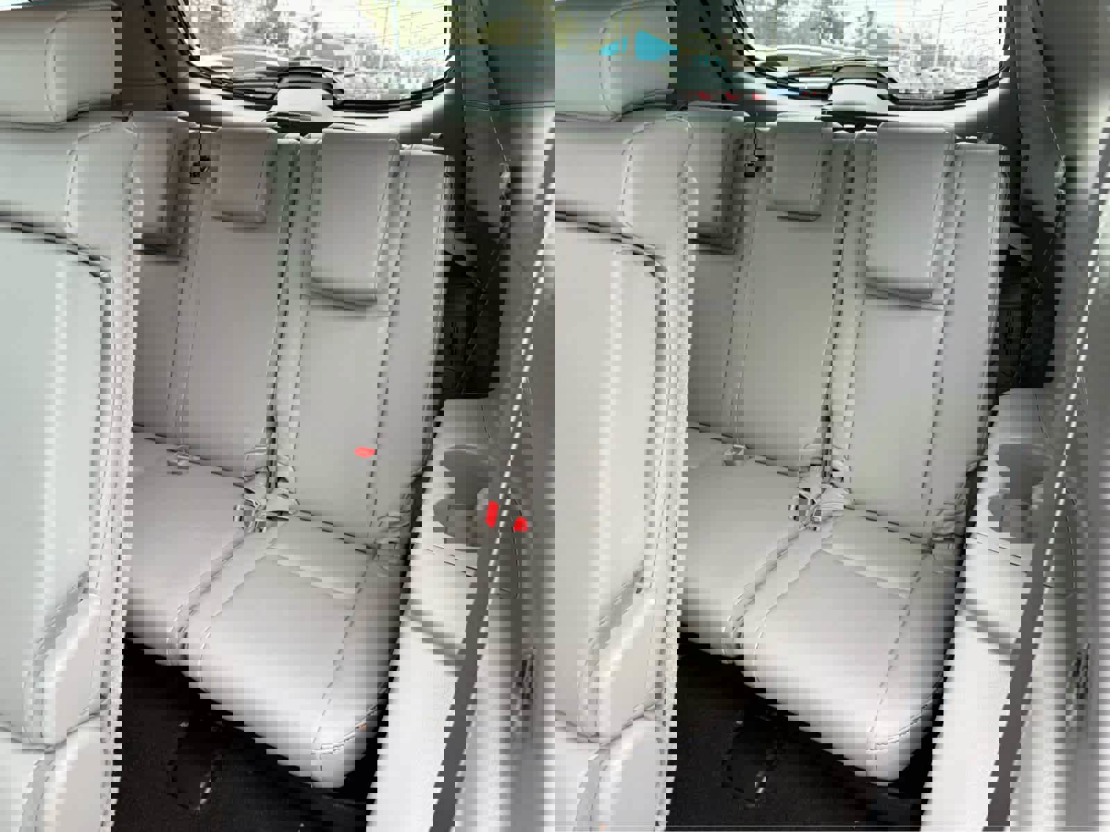 Used 2019 Toyota Highlander XLE image 28