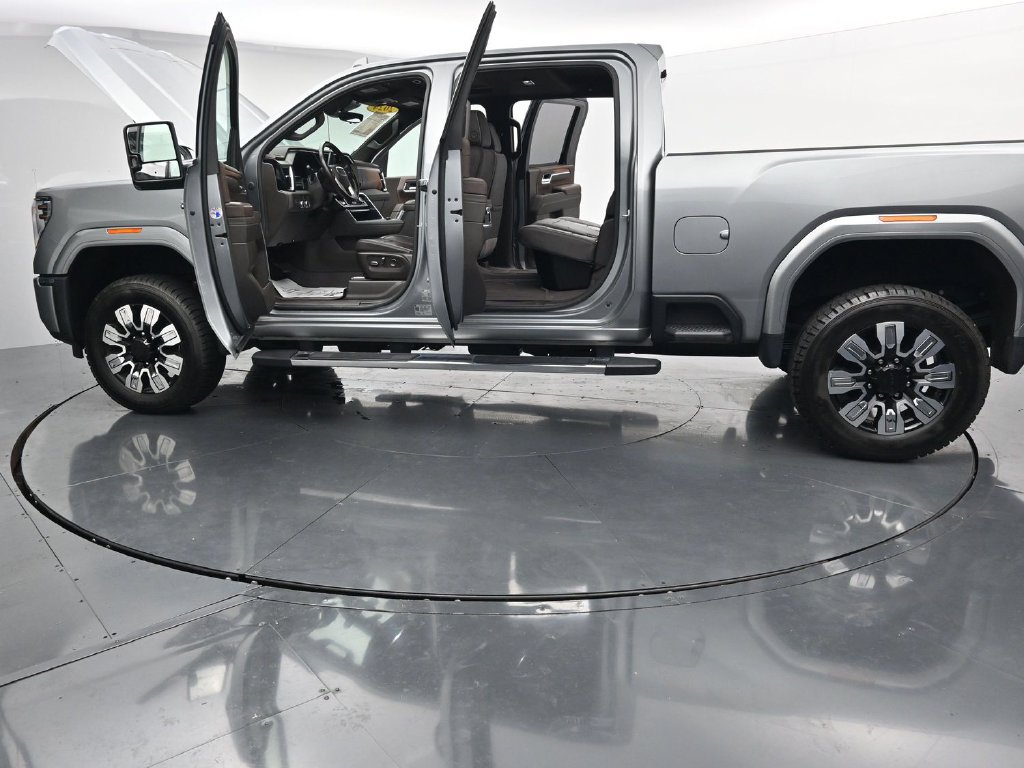 Used 2024 GMC Sierra 2500 Denali w/ Denali Reserve Package AWD/4WD image 42
