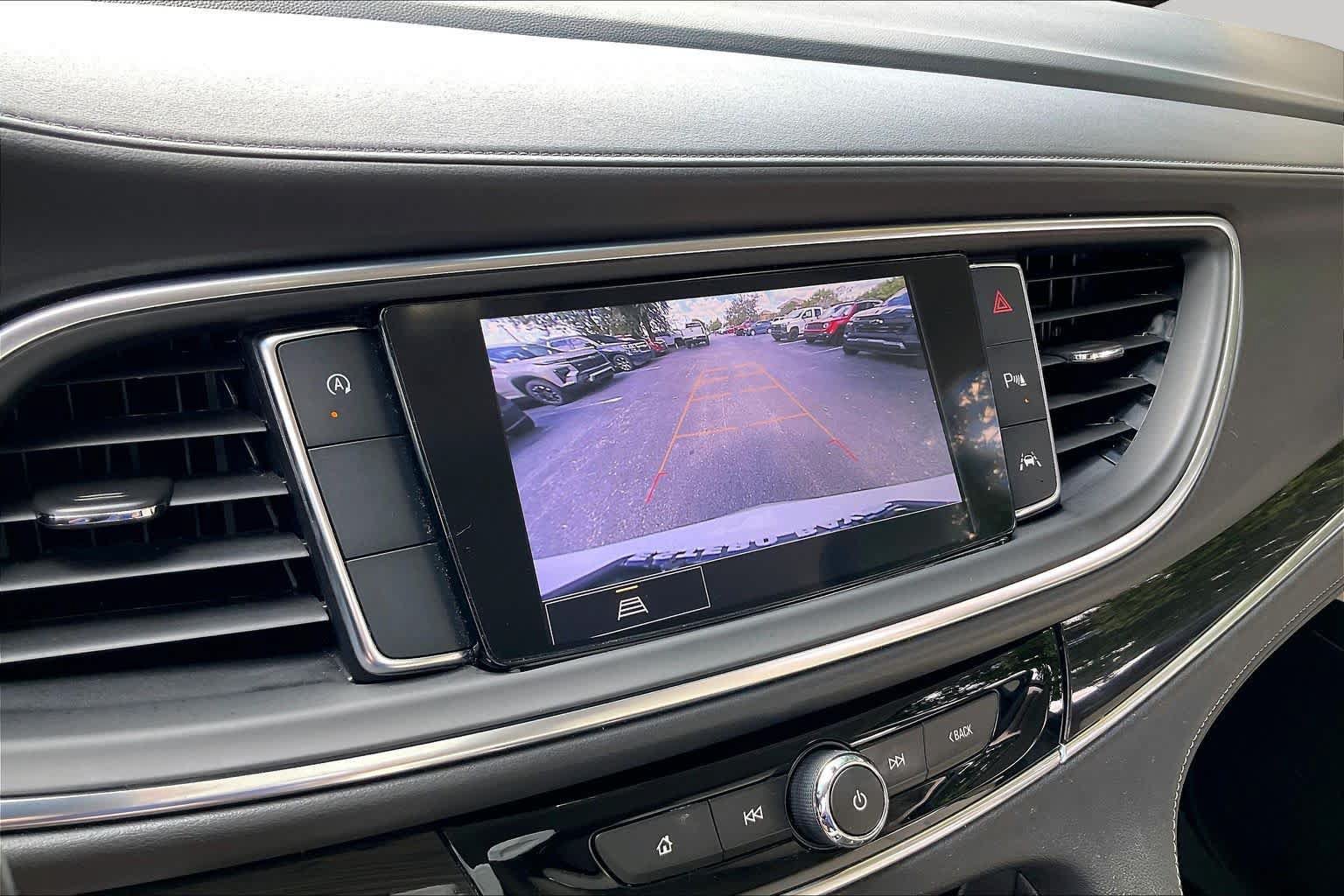 Used 2023 Buick Enclave Essence FWD image 41