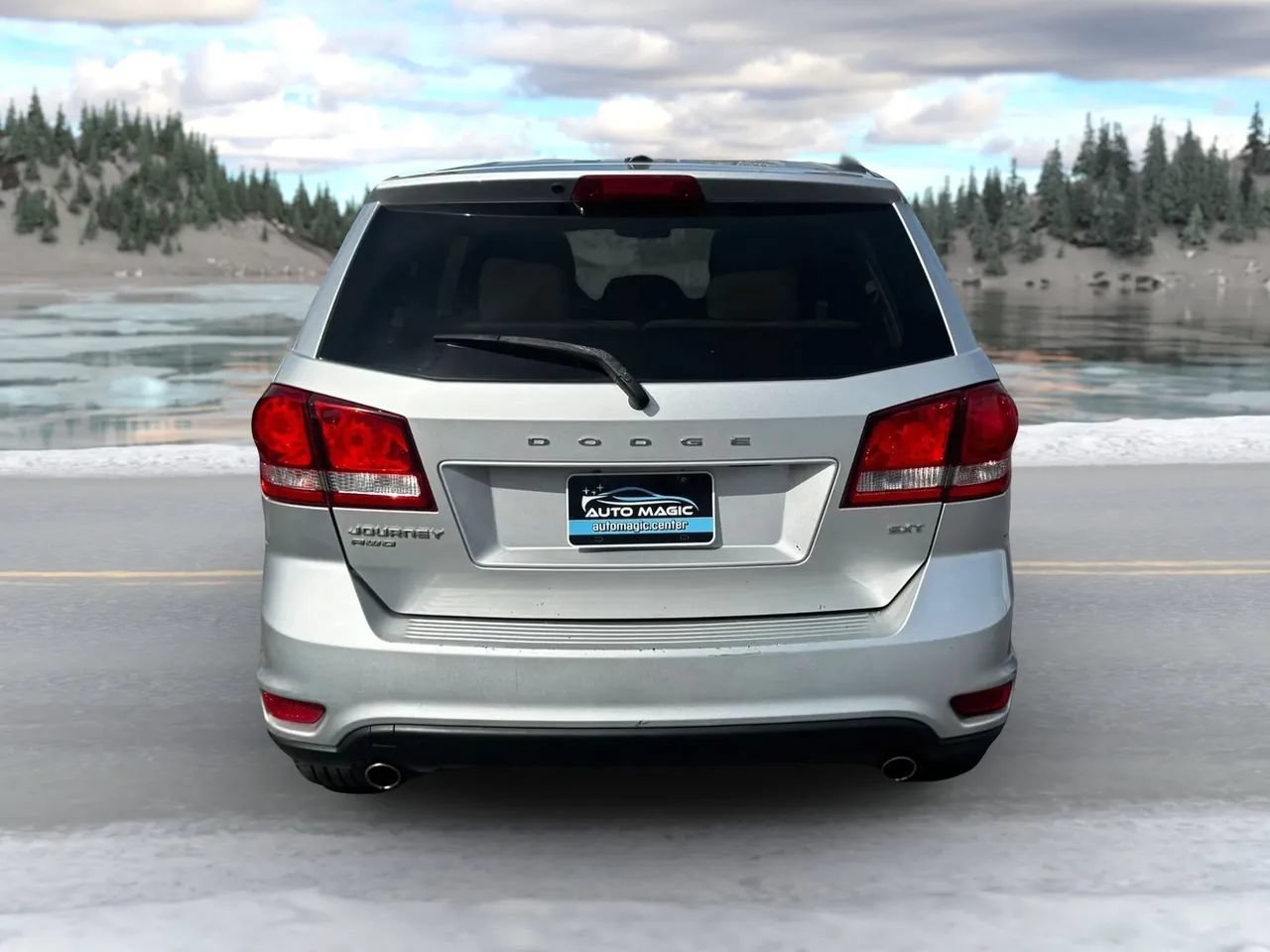 Used 2013 Dodge Journey SXT w/ Flexible Seating Group AWD/4WD image 4