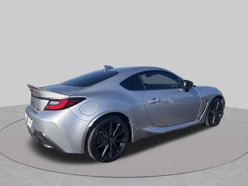 Used 2022 Toyota GR86 Premium w/ ALL Weather Mat Package (TMS) RWD image 8