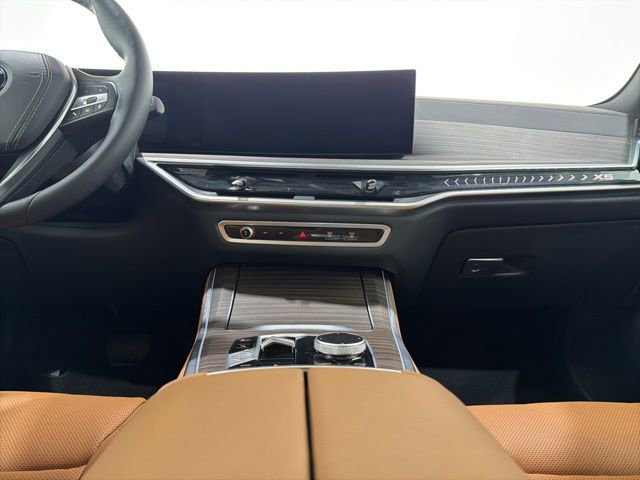 Used 2025 BMW X5 xDrive40i image 35