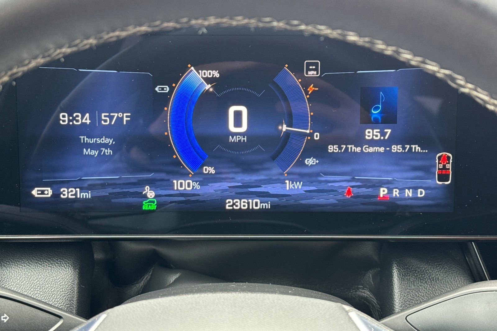 Used 2025 Chevrolet Equinox EV LT w/ Comfort Package FWD image 23