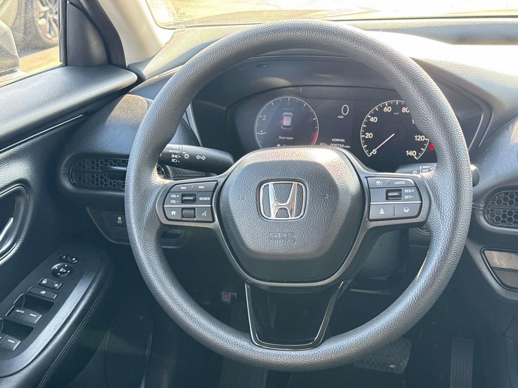 Used 2025 Honda HR-V LX image 12