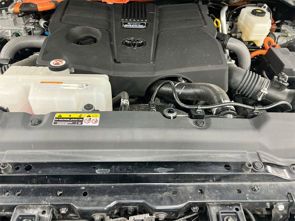 Used 2025 Toyota Sequoia Platinum image 25