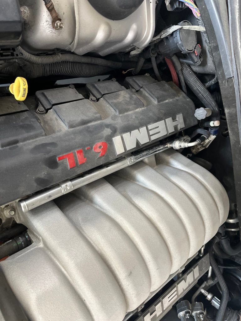 Used 2009 Dodge Challenger SRT8 w/ SRT Option Group II RWD image 12