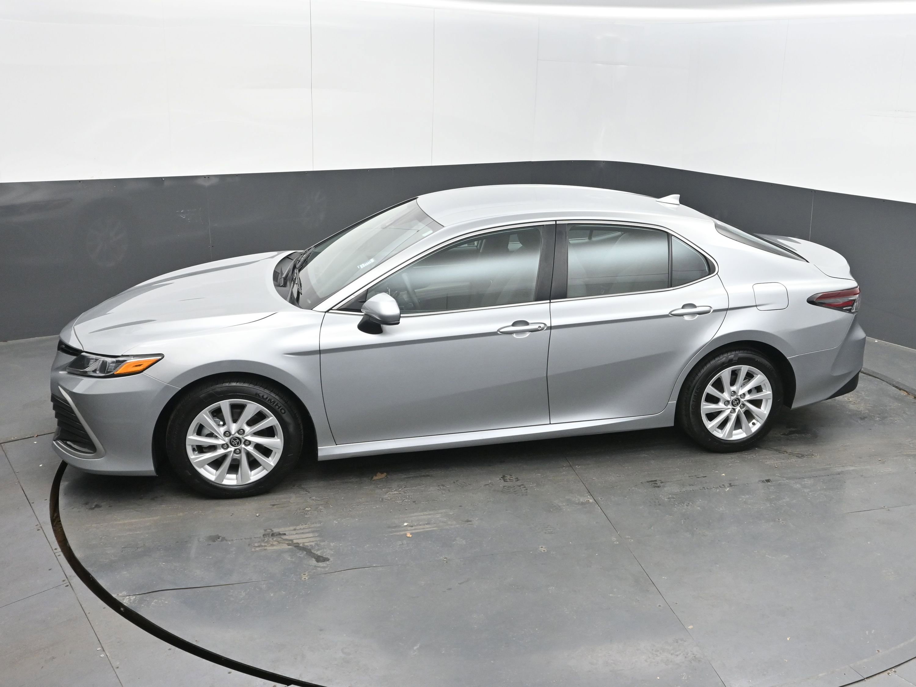 Used 2024 Toyota Camry LE image 35