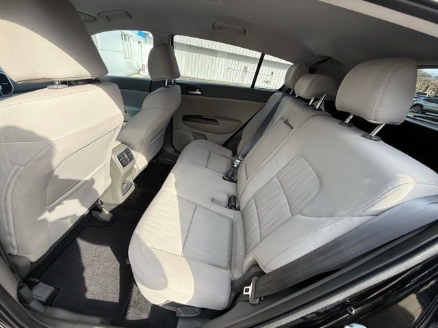 Used 2019 Kia Sportage LX image 16