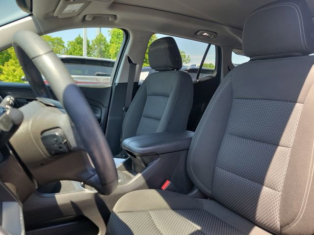 Used 2024 GMC Terrain SLE w/ Driver Convenience Package AWD/4WD image 13