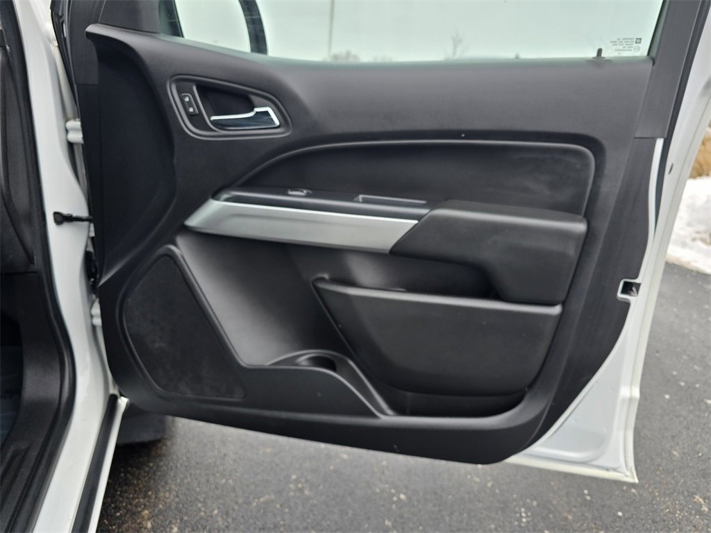Used 2018 Chevrolet Colorado LT image 30