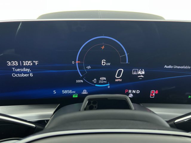 Used 2026 Cadillac Lyriq Signature Sport AWD/4WD image 11