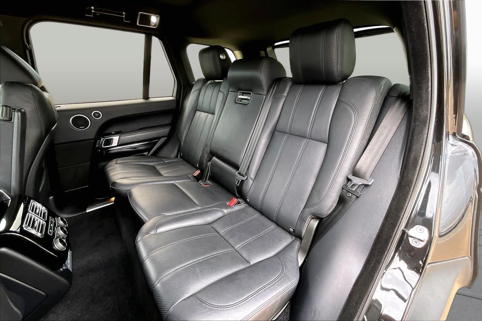 Used 2017 Land Rover Range Rover HSE AWD/4WD image 21