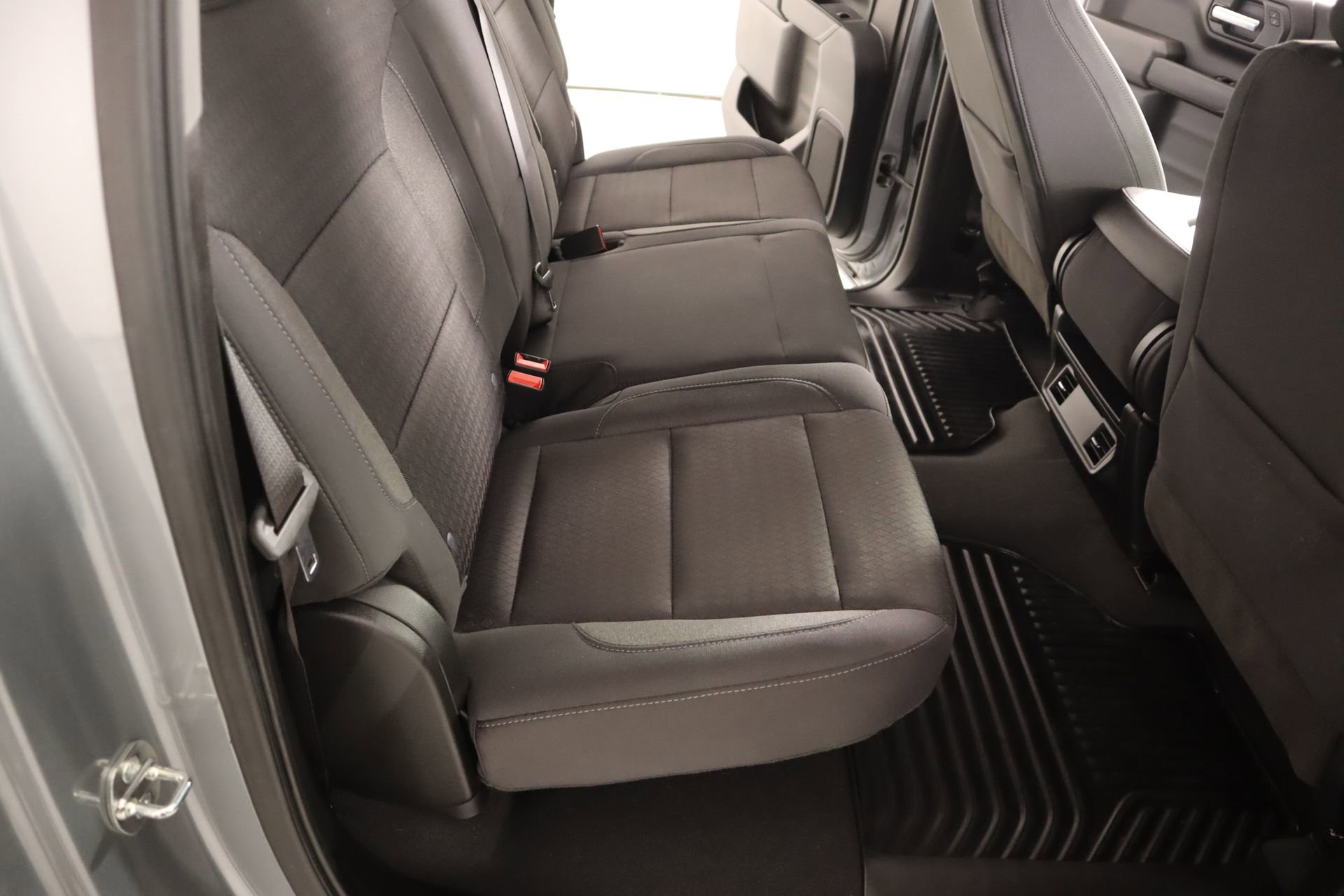 Used 2023 Chevrolet Silverado 1500 Custom image 13