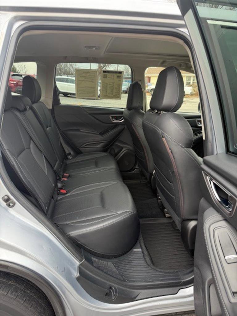 Used 2021 Subaru Forester Limited AWD/4WD image 15