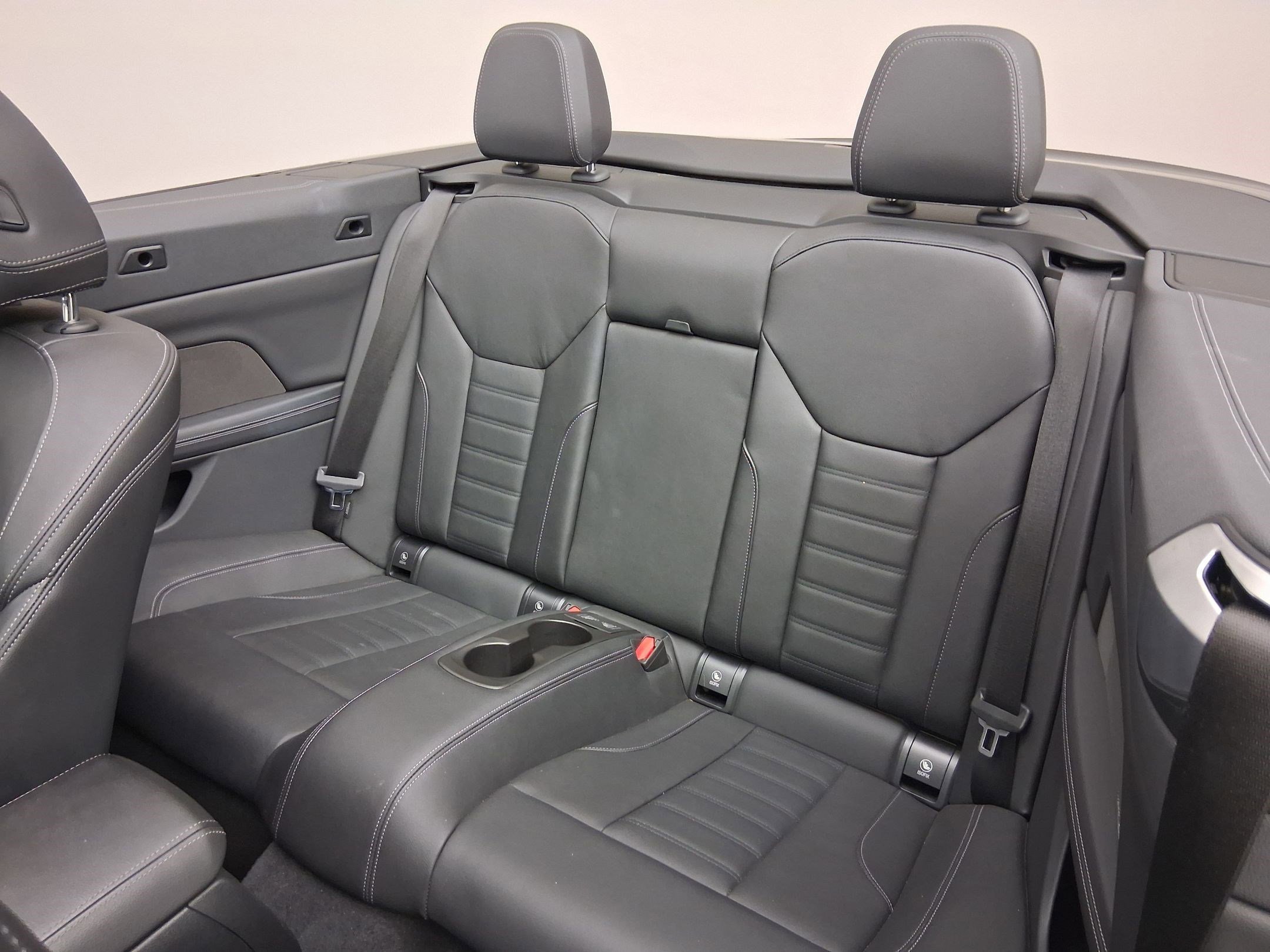 Used 2023 BMW 440i xDrive Convertible w/ Premium Package image 32