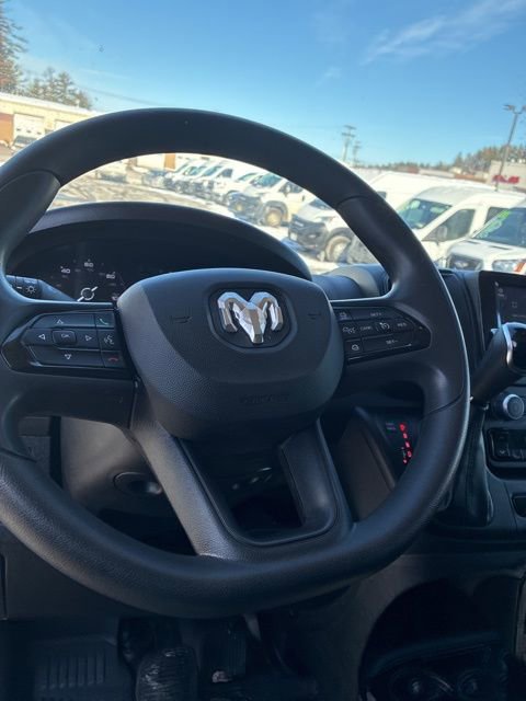 Used 2025 RAM ProMaster 2500 w/ Convenience Group image 19