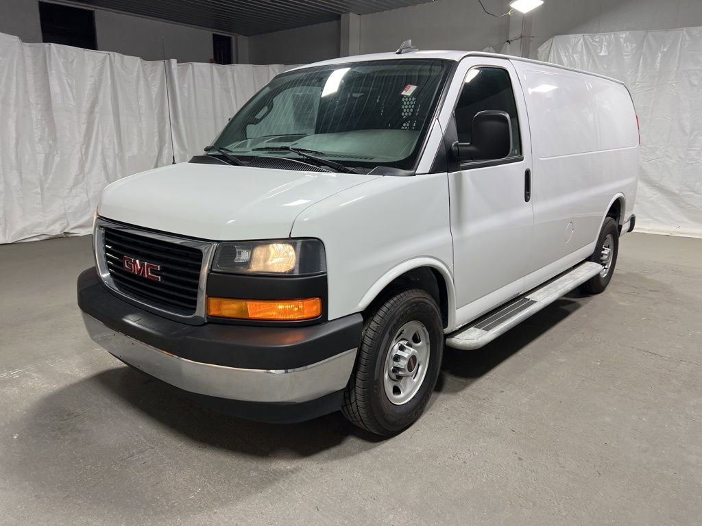 Used 2023 GMC Savana 2500 w/ Driver Convenience Package video 3