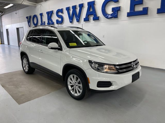 Used 2018 Volkswagen Tiguan Limited w/ Premium Package image 5