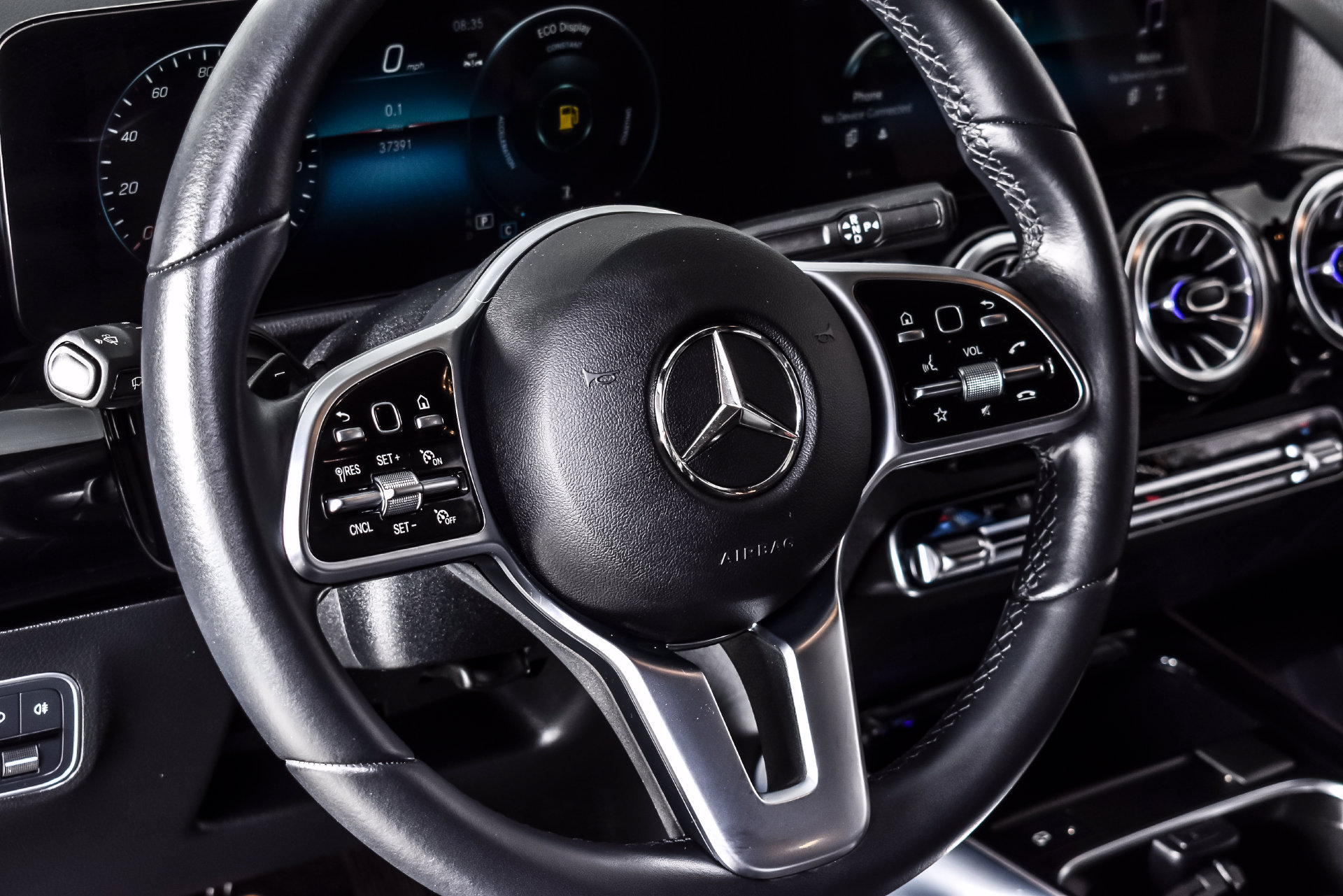 Used 2023 Mercedes-Benz GLA 250 4MATIC image 15