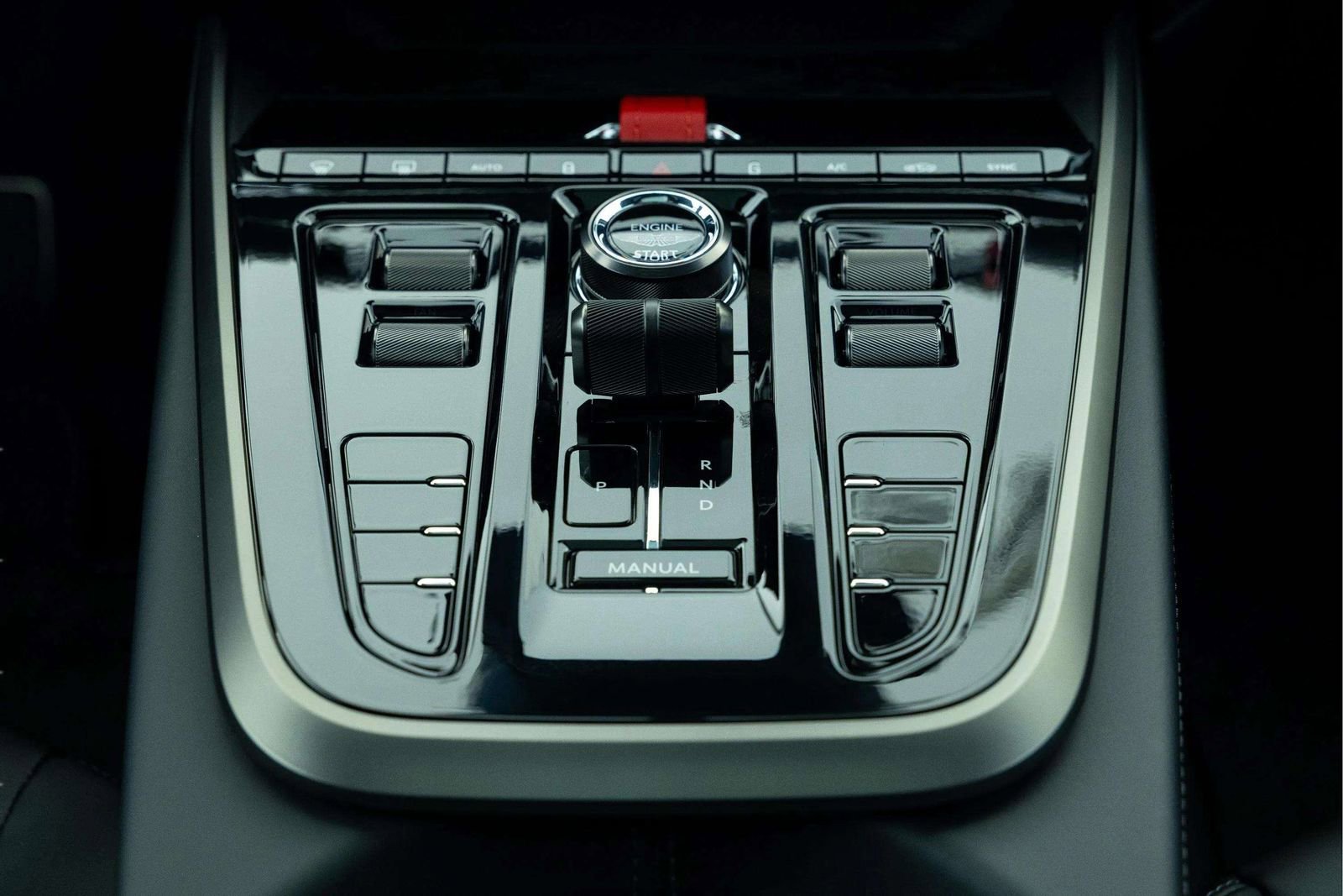 New 2026 Aston Martin DBX S image 36