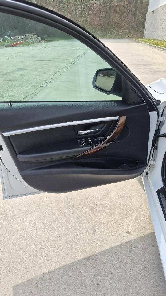 Used 2016 BMW 328i Sedan image 33