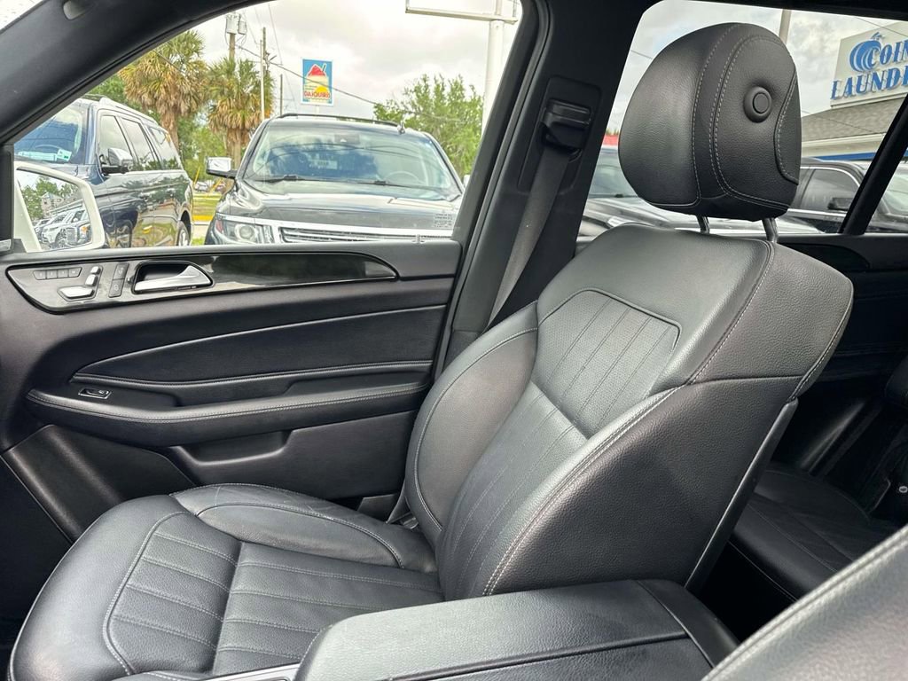 Used 2019 Mercedes-Benz GLS 450 4MATIC image 19