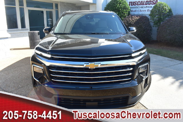New 2027 Chevrolet Traverse LT w/ LPO, Floor Liner Package FWD image 4