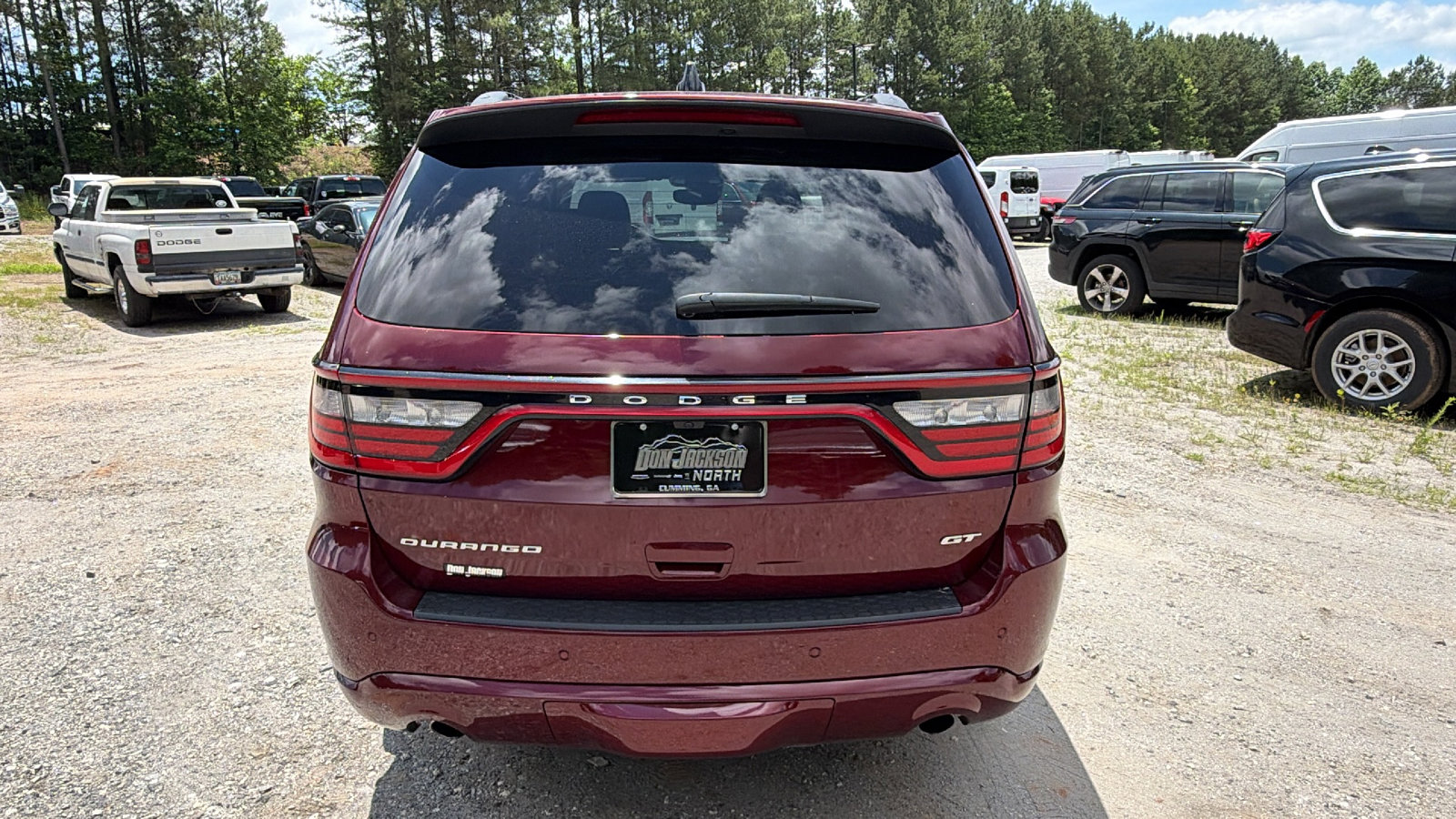Used 2024 Dodge Durango GT RWD image 9