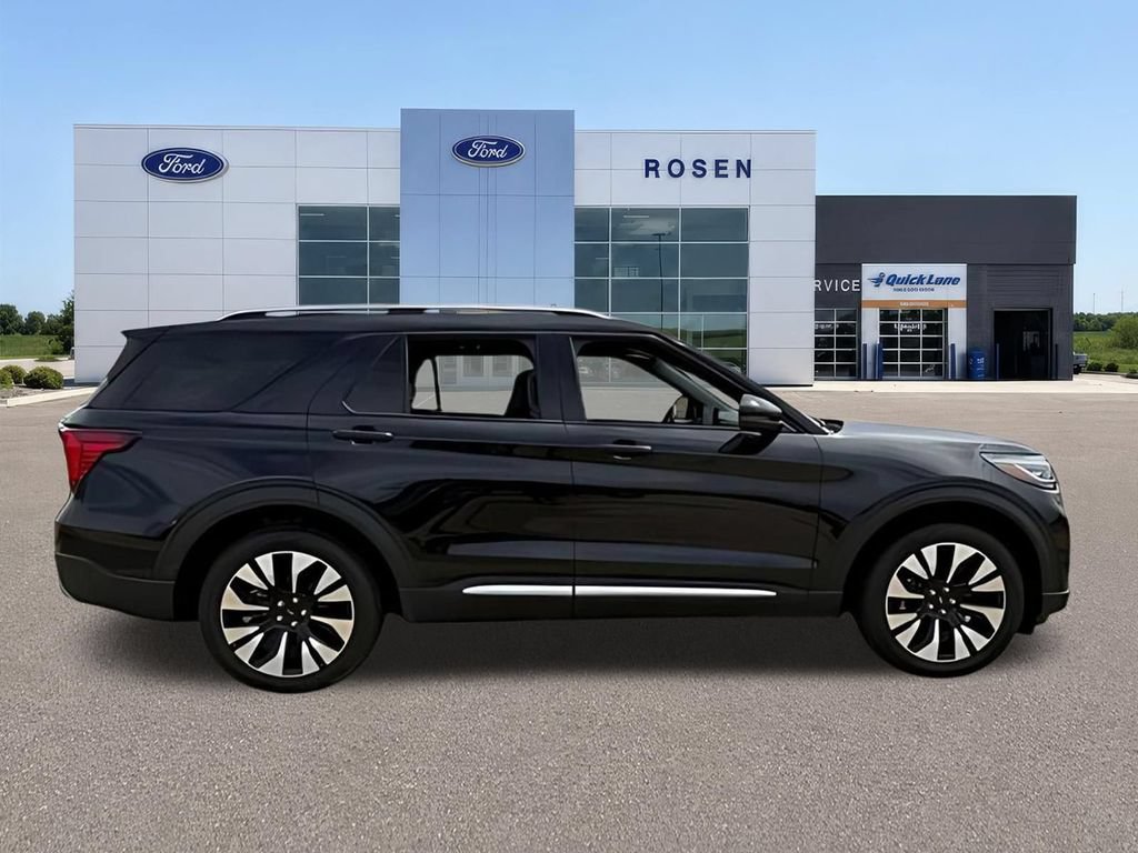 Used 2025 Ford Explorer Platinum w/ LUX Leather Package AWD/4WD image 2