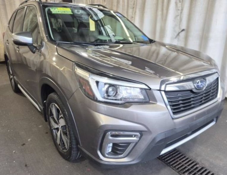 Used 2020 Subaru Forester Touring AWD/4WD image 2