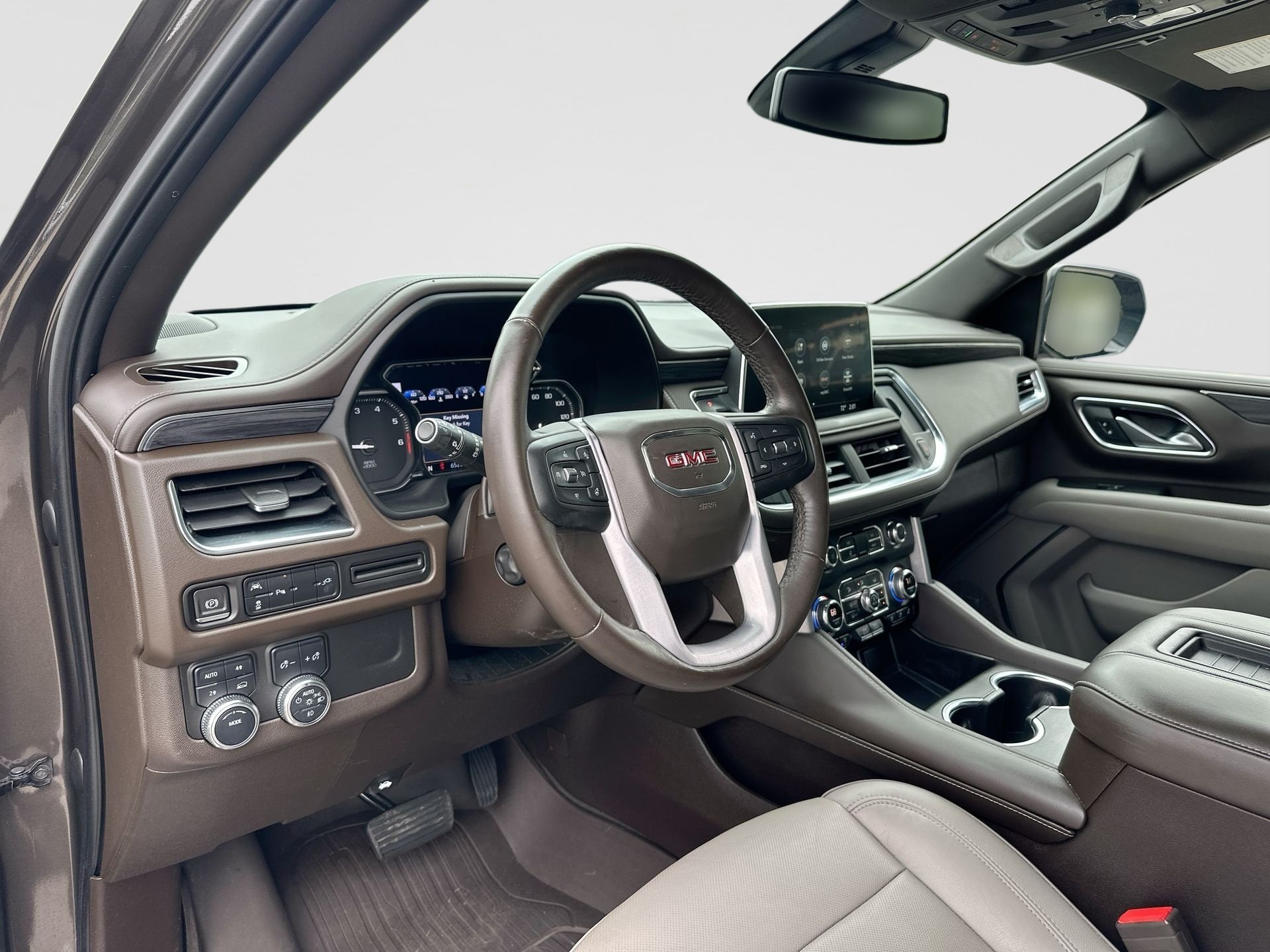 Used 2021 GMC Yukon SLT w/ SLT Premium Package AWD/4WD image 10
