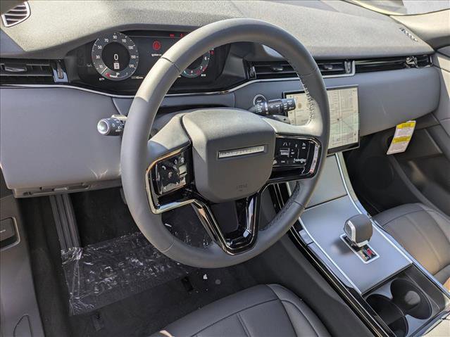 New 2026 Land Rover Range Rover Evoque S image 3
