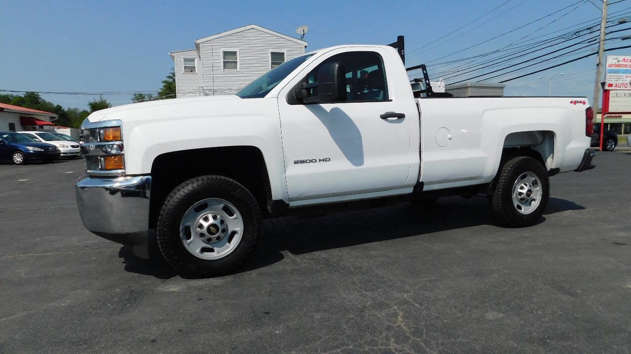 Used 2018 Chevrolet Silverado 2500 W/T image 16