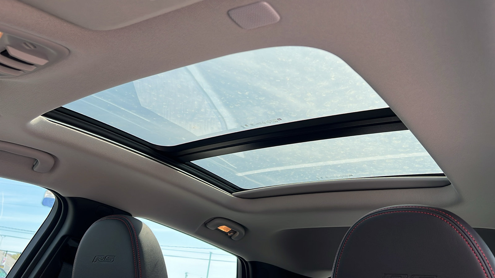New 2027 Chevrolet Bolt RS w/ Technology Package FWD image 29