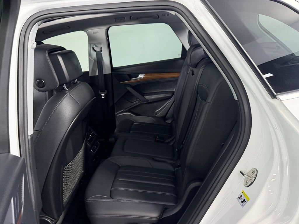 Used 2023 Audi Q5 2.0T Premium Plus w/ Premium Plus Package AWD/4WD image 25