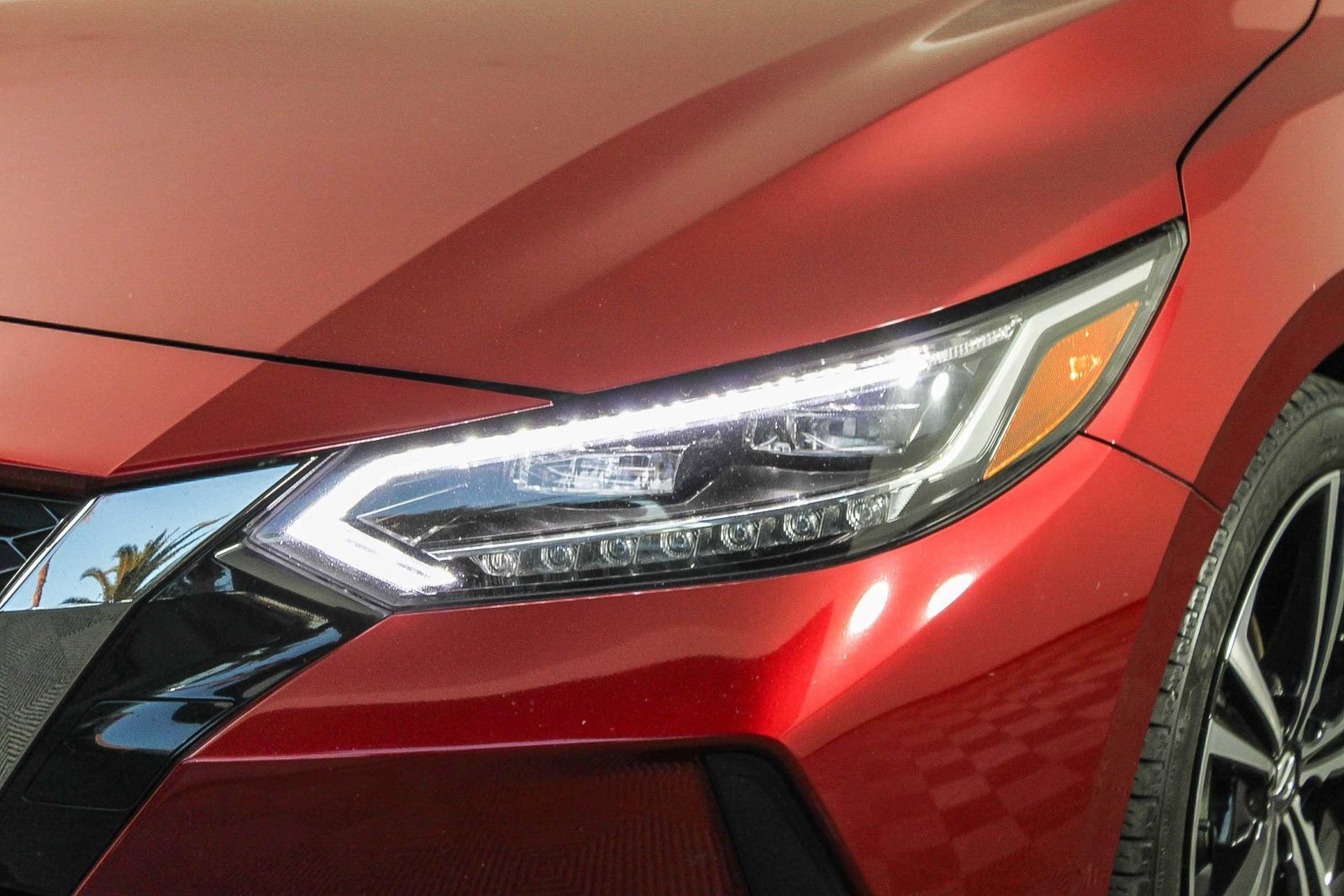 Certified 2022 Nissan Sentra SR w/ SR Premium Package image 4