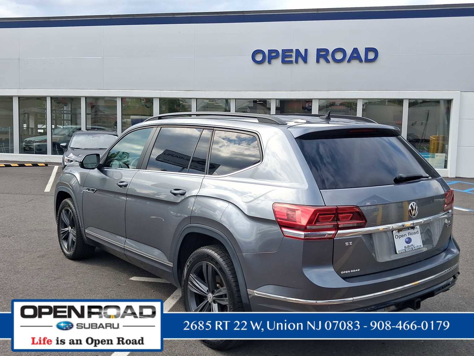 Used 2020 Volkswagen Atlas SE w/ Panoramic Sunroof Package AWD/4WD image 4