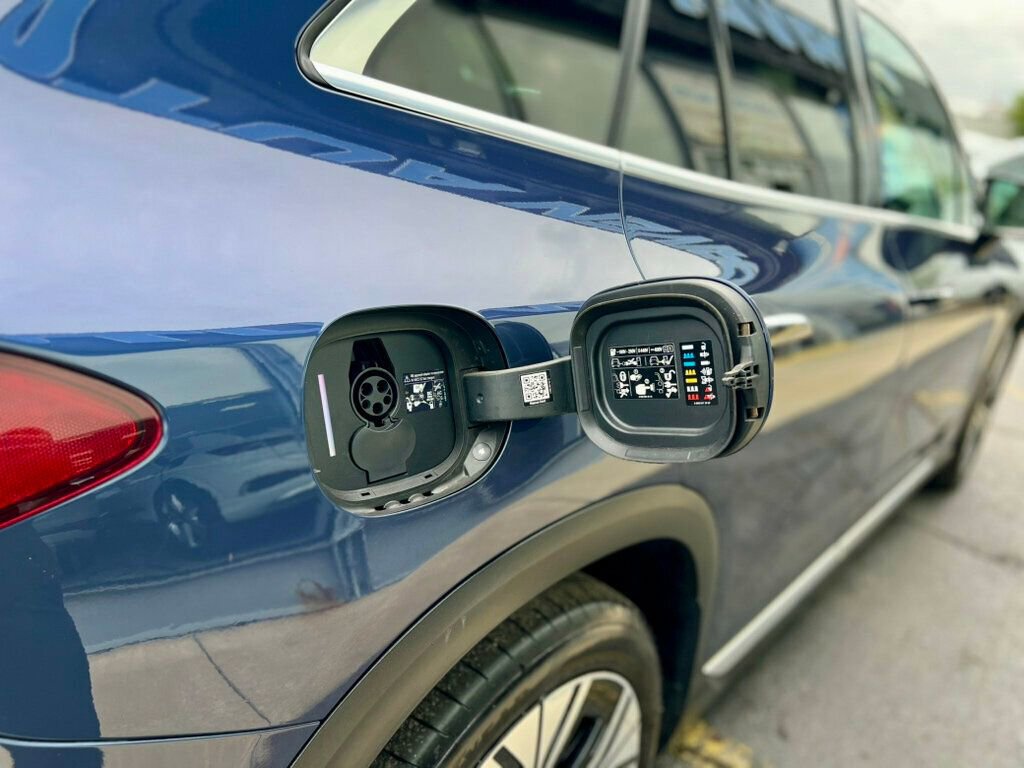 Used 2023 Mercedes-Benz EQE 350+ 4MATIC SUV image 9