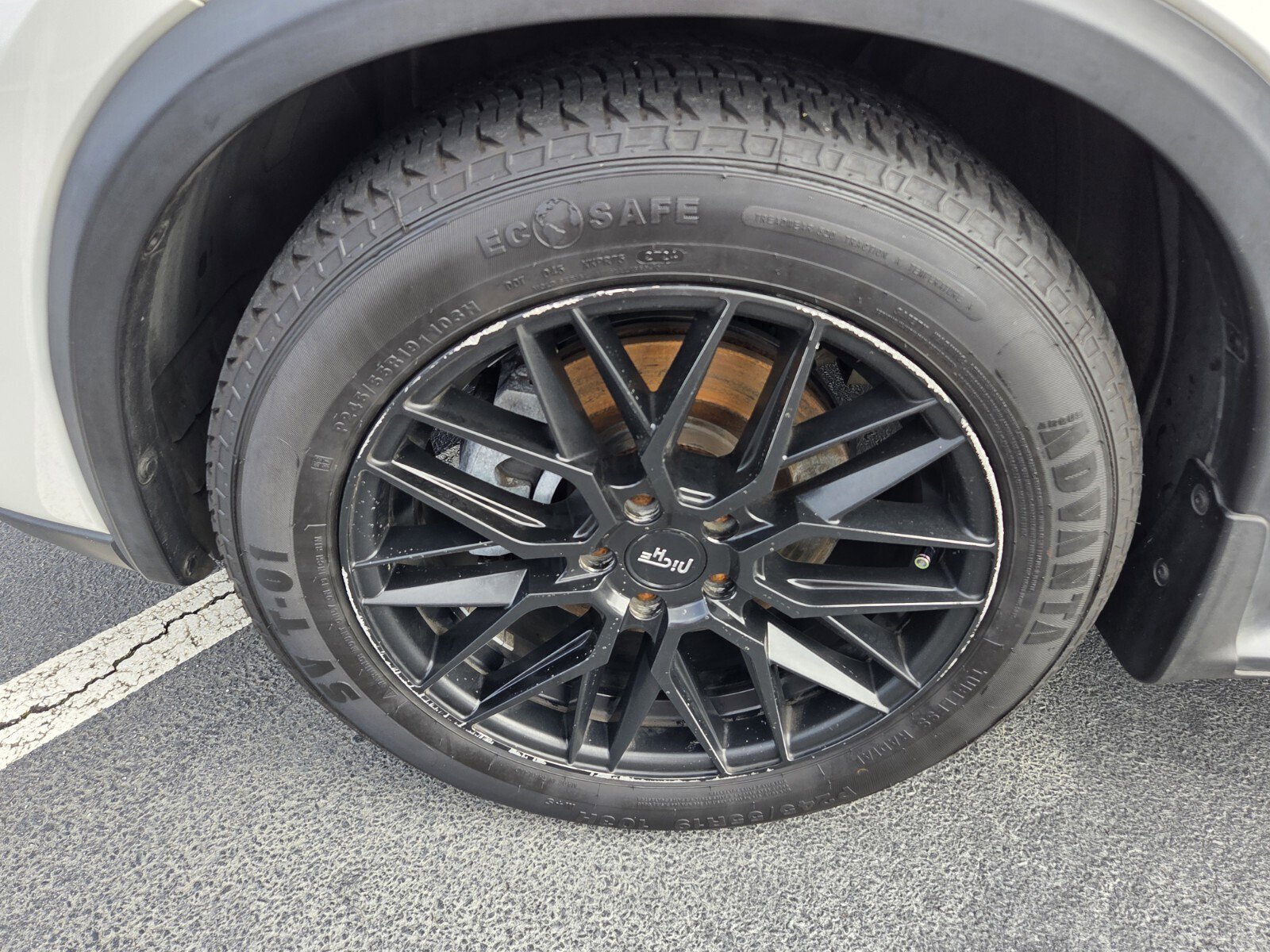 Used 2019 INFINITI QX50 Essential w/ Premium Heat Package image 10