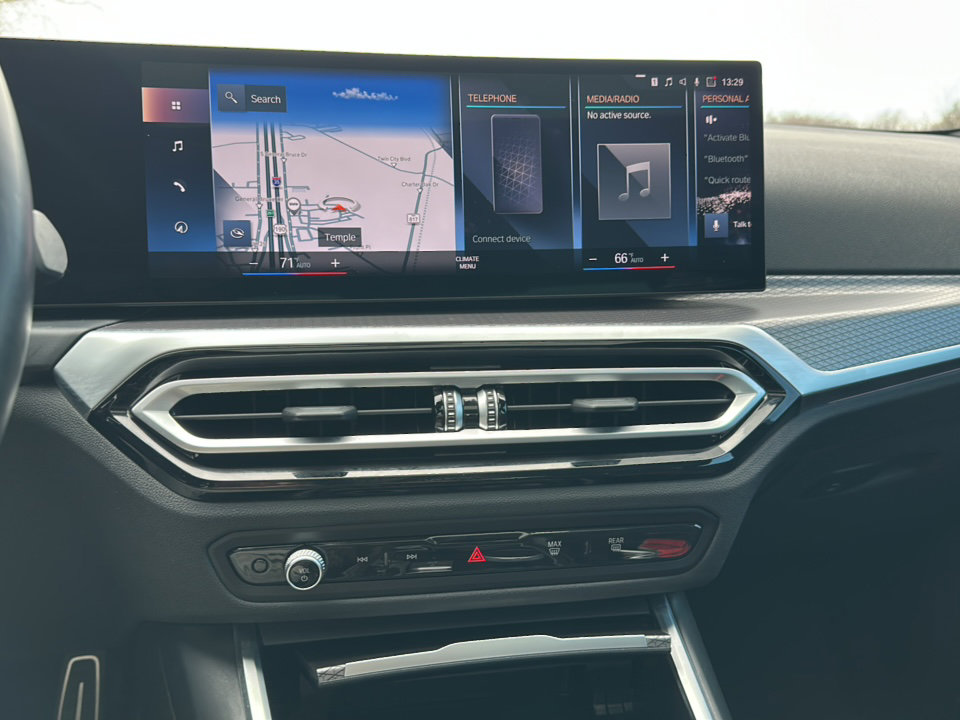 Certified 2024 BMW 330i Sedan w/ M Sport Package image 31