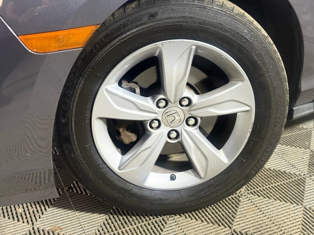 Used 2019 Honda Odyssey EX image 2