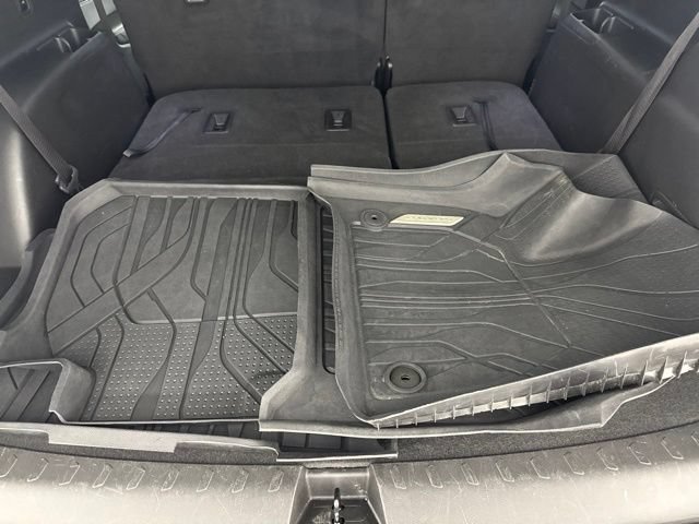 Used 2023 Chevrolet Traverse LT AWD/4WD image 27