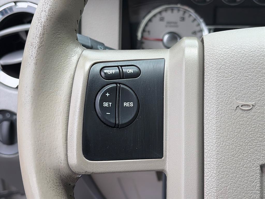 Used 2010 Ford F350 2WD Crew Cab Super Duty image 22
